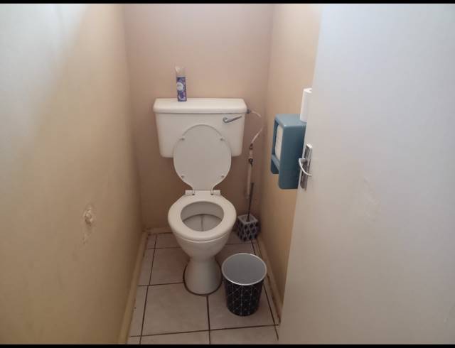 2 BEDROOM APARTMENT FOR SALE IN RUSTENBURG CENTRAL